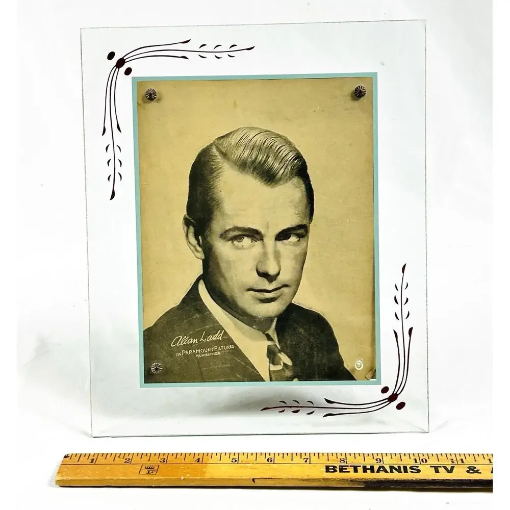 Vtg Alan Ladd Photo Print in Art Deco Reverse Painted Glass Frame Easel 7
